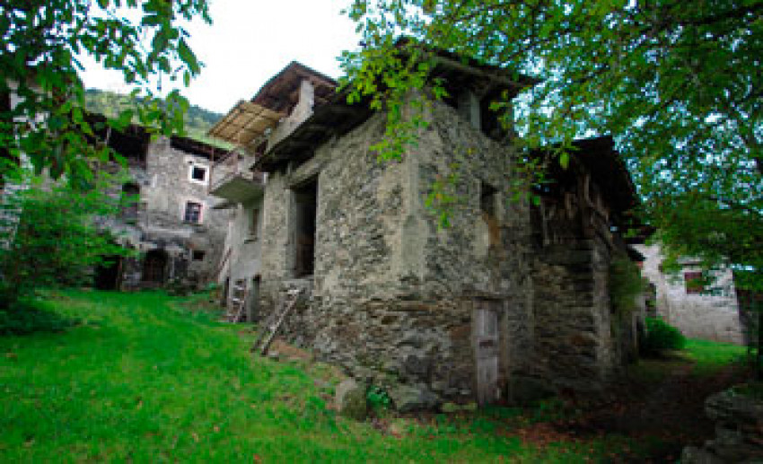 Nuclei rurali di Castello dell'Acqua Nuclei rurali di Castello dell'Acqua