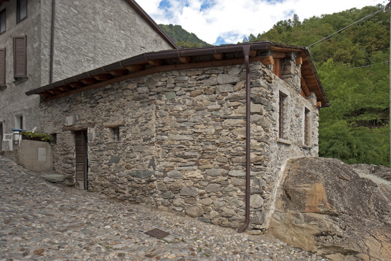 Rural settlements in Castione Andevenno