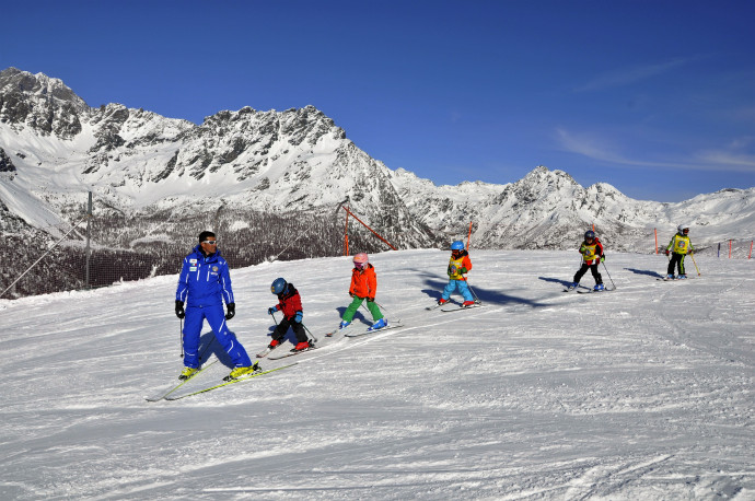 A lezione di sci - scuola italiani sci e snowboard Valmalenco