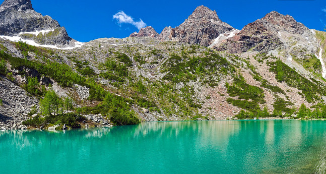 Acqua d'alta quota, Lago Lagazzuolo, pendici Monte Braccia Acqua d'alta quota, Lago Lagazzuolo, pendici Monte Braccia