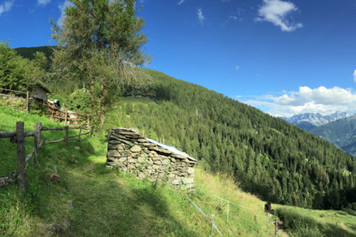 Proiezione del documentario dal titolo "Alpino senza cappello"
