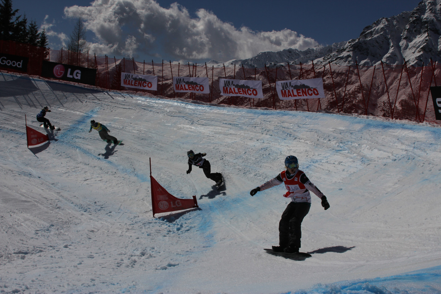 Snowboardcross competition at the Palù Park in Valmalenco