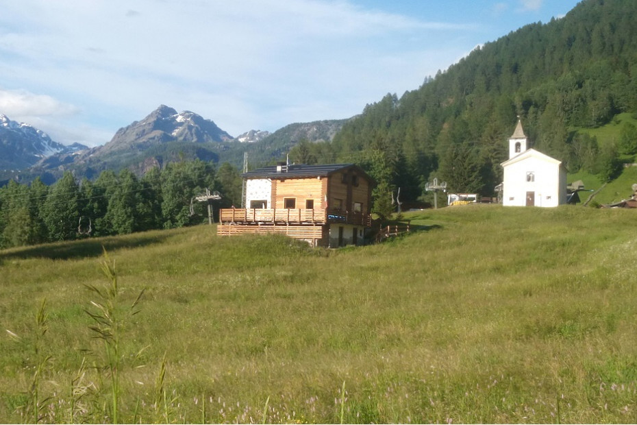 I maggenghi di Caspoggio     Sant'Antonio (1337 m) oppure la Motta (1480 m) 