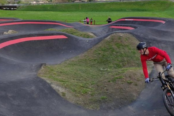 pump track Poggiridenti